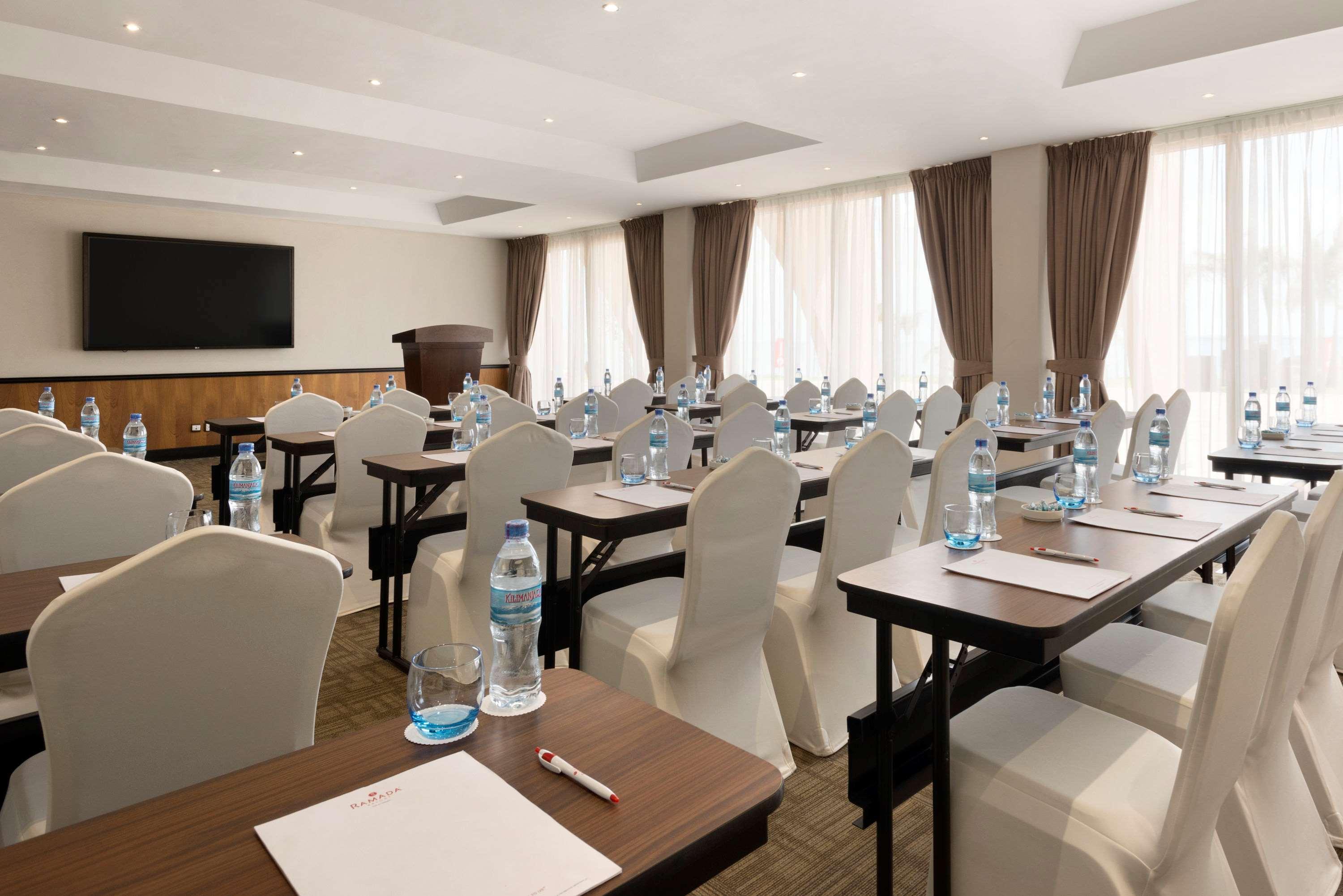 Ramada Resort By Wyndham Dar Es Salaam Exterior foto