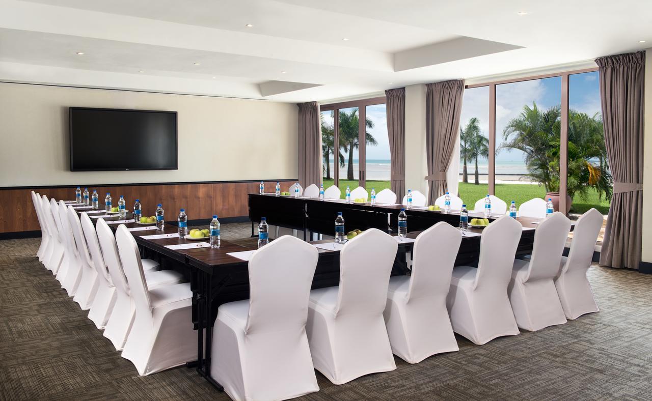 Ramada Resort By Wyndham Dar Es Salaam Exterior foto