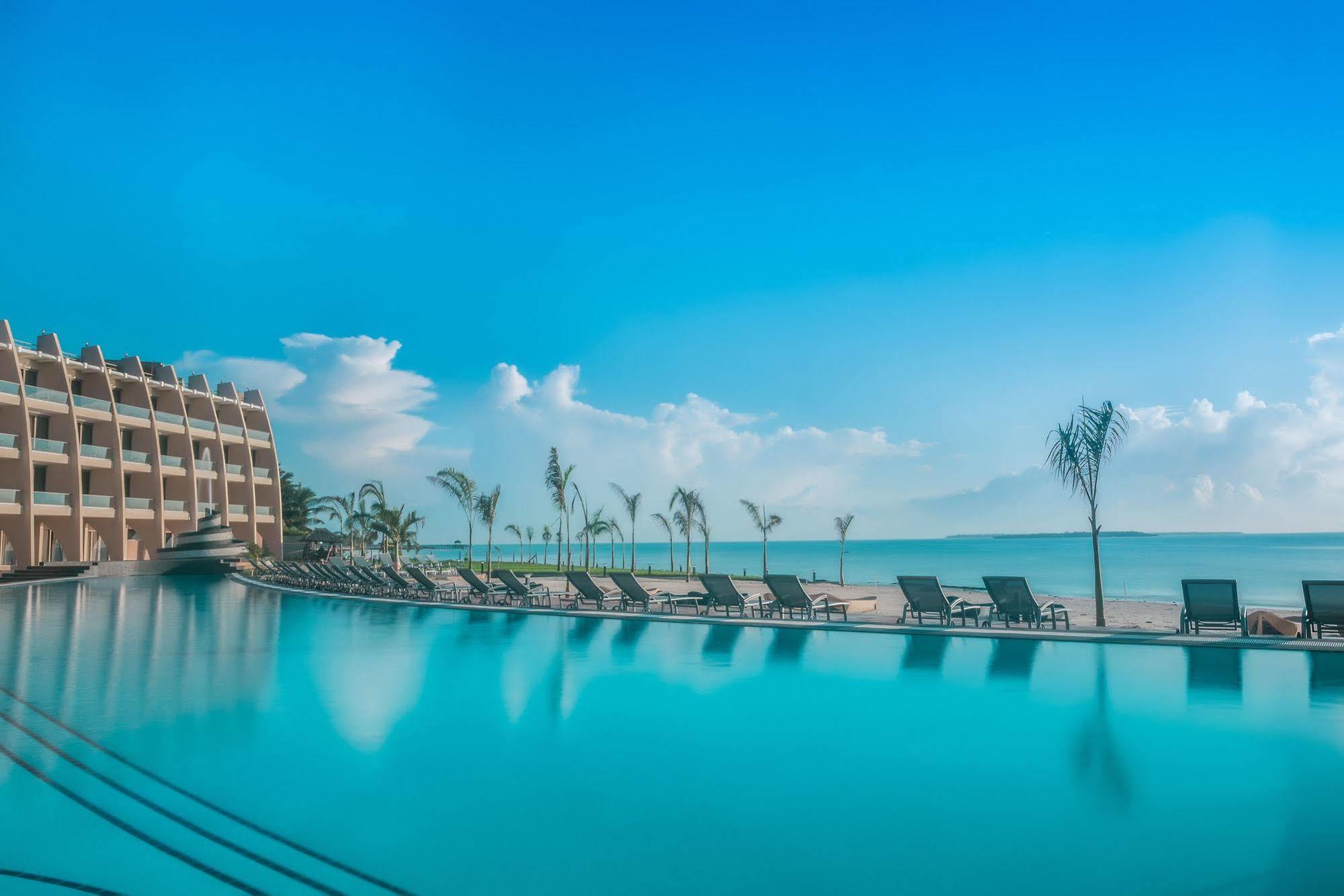 Ramada Resort By Wyndham Dar Es Salaam Exterior foto